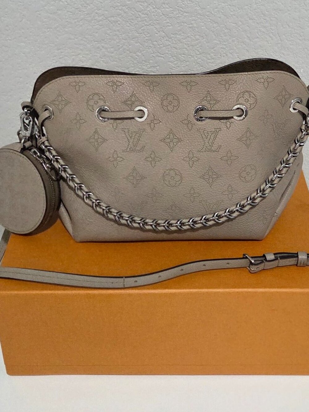 Louis Vuitton Bella Mahina - Galet color